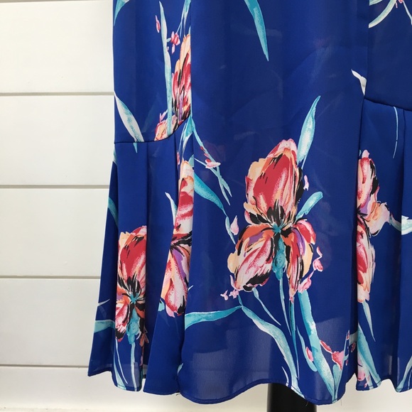 Vintage 80s Does 40s Sheer Floral Midi Dress - Picture 6 of 8